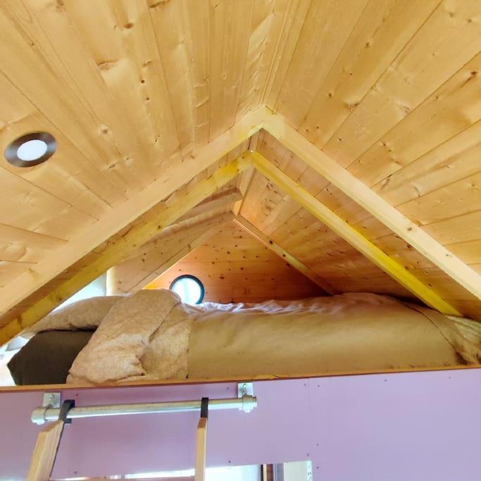Nuit Insolite En Tiny House Questembert Екстер'єр фото